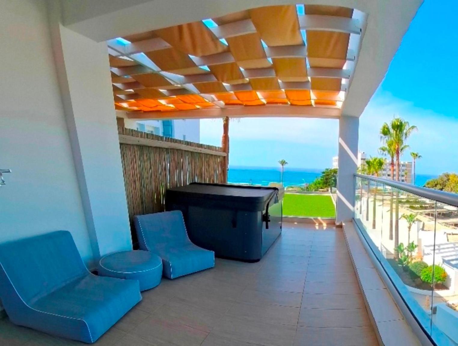 Napa Mermaid Hotel & Suites Ayia Napa Exterior photo